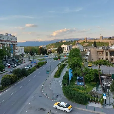 Home Apartment Luna Skopje Exterior photo