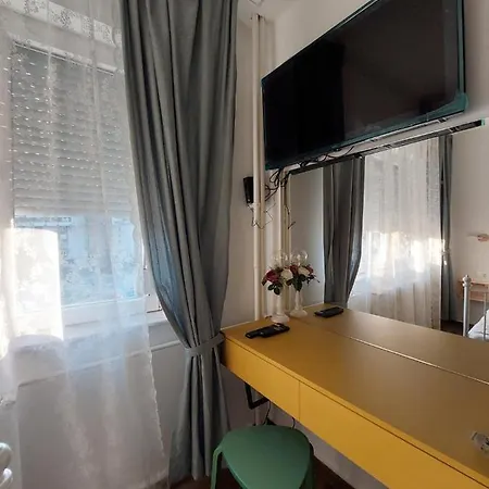 Home Apartment Luna Skopje Exterior photo